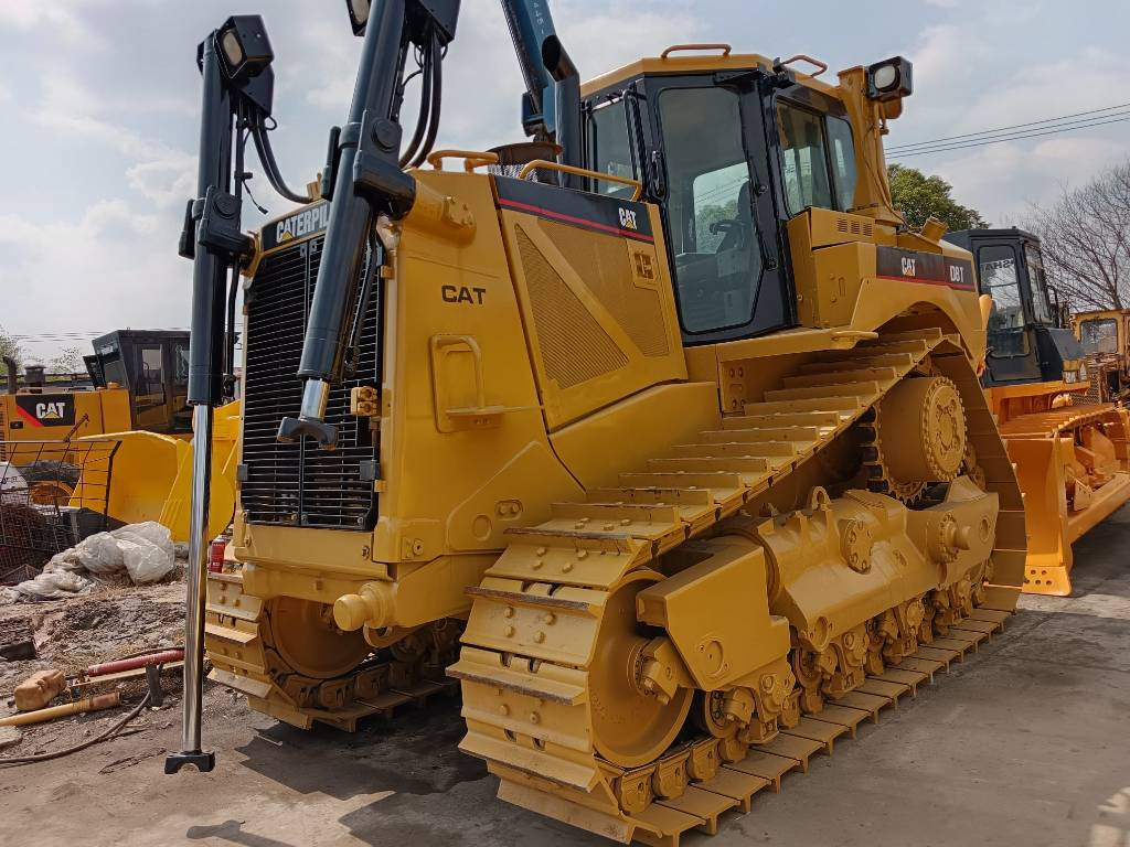 CAT D 8 T - Бульдозер: фото 2 CAT D 8 T - Бульдозер: фото 2