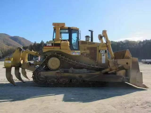 CAT D 9 R - Бульдозер: фото 1 CAT D 9 R - Бульдозер: фото 1