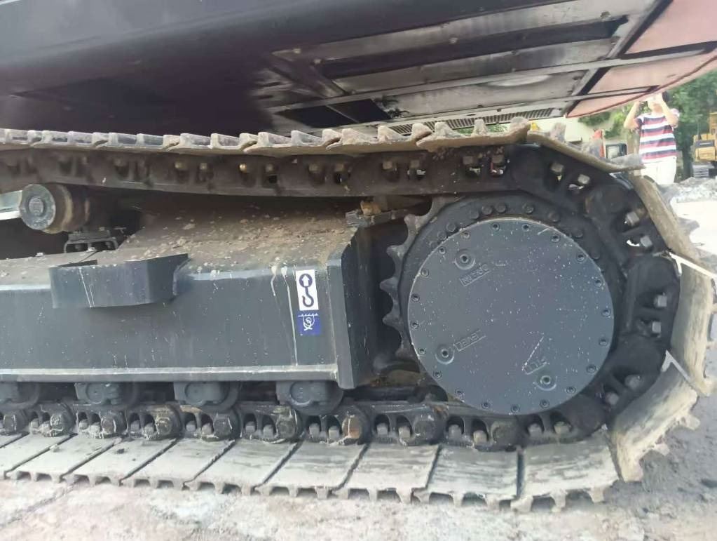 Doosan DX 225 - Гусеничный экскаватор: фото 2 Doosan DX 225 - Гусеничный экскаватор: фото 2