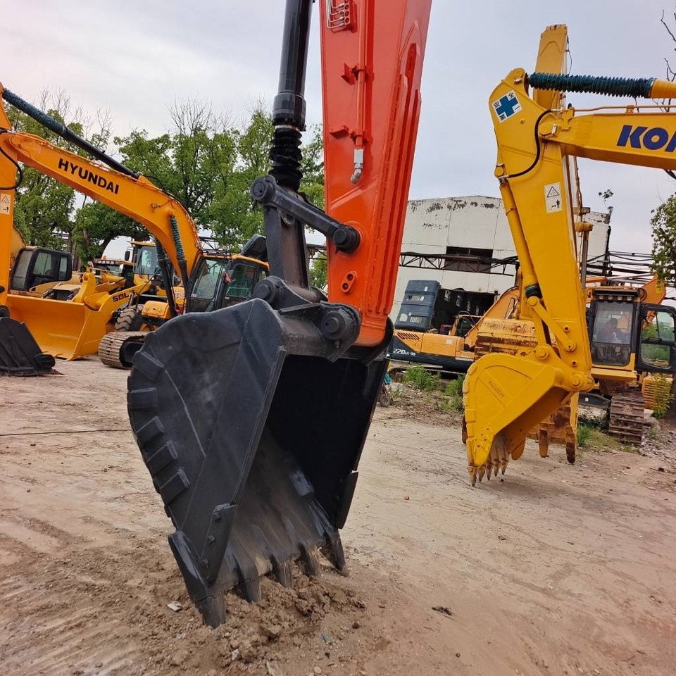 Doosan DX 300 - Гусеничный экскаватор: фото 4 Doosan DX 300 - Гусеничный экскаватор: фото 4