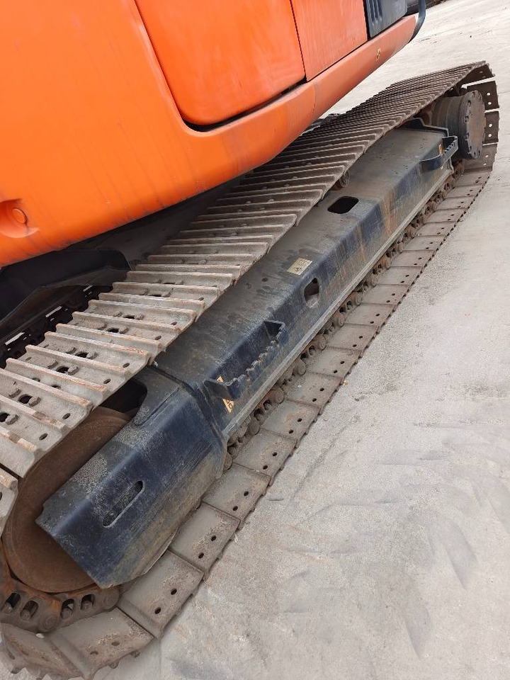 Гусеничный экскаватор Hitachi ZX 135 US: фото 6