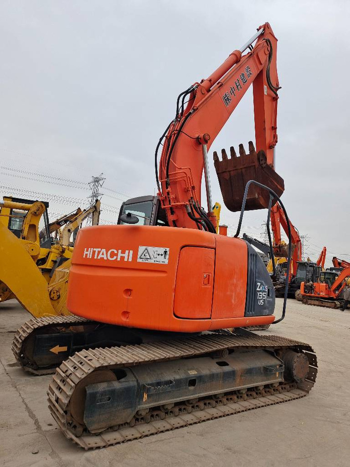 Hitachi ZX 135 US - Гусеничный экскаватор: фото 2 Hitachi ZX 135 US - Гусеничный экскаватор: фото 2