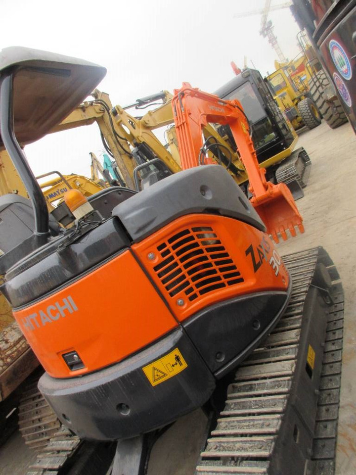 Hitachi ZX 30 U - Мини-экскаватор: фото 2 Hitachi ZX 30 U - Мини-экскаватор: фото 2