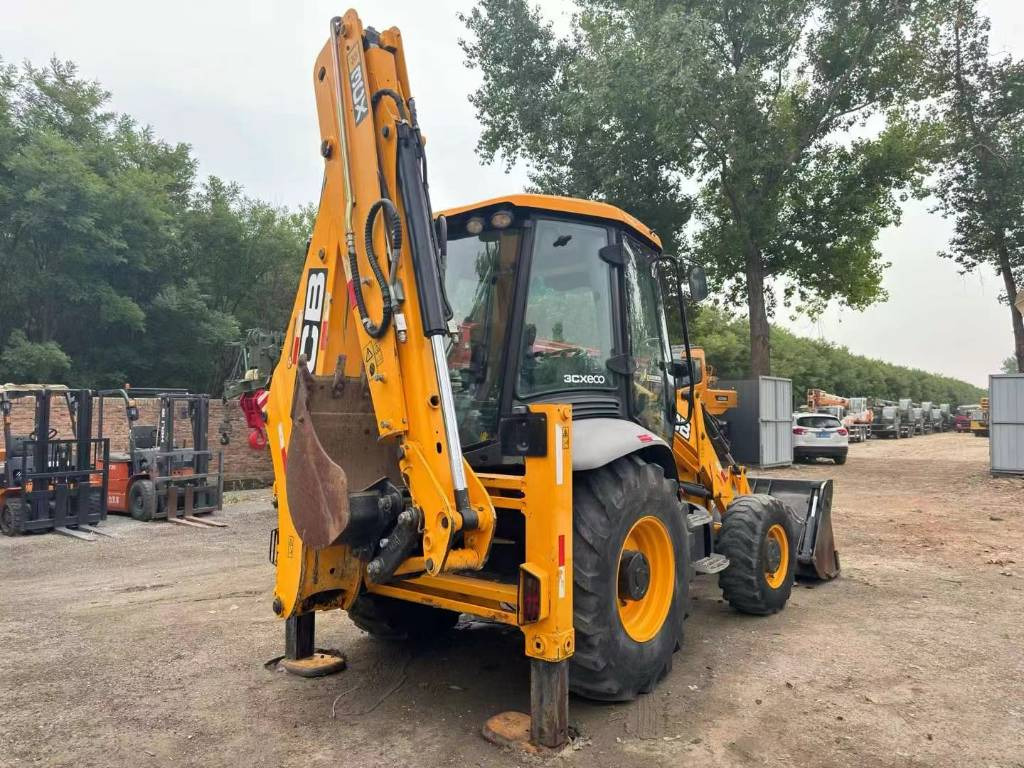 JCB 3 CX - Колёсный экскаватор: фото 3 JCB 3 CX - Колёсный экскаватор: фото 3