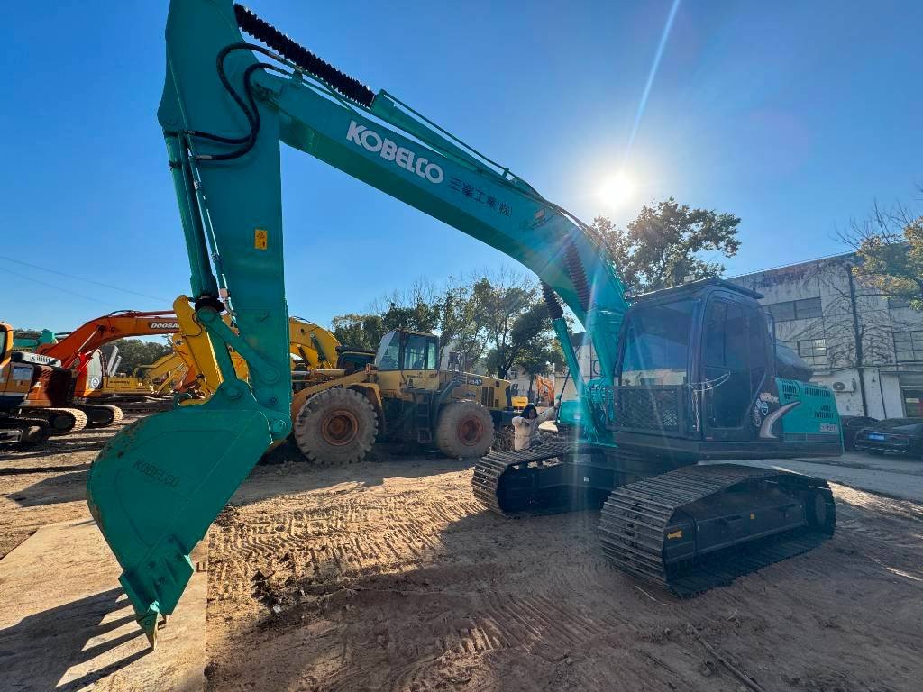 Kobelco SK 200-8 - Гусеничный экскаватор: фото 2 Kobelco SK 200-8 - Гусеничный экскаватор: фото 2