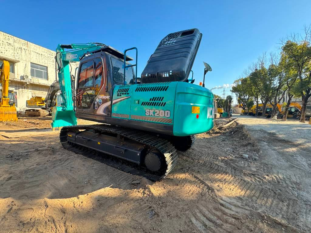 Kobelco SK 200-8 - Гусеничный экскаватор: фото 4 Kobelco SK 200-8 - Гусеничный экскаватор: фото 4