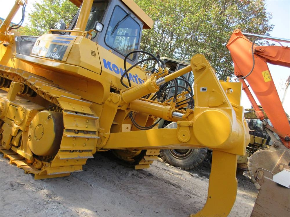 Komatsu D 155 A-1 - Бульдозер: фото 1 Komatsu D 155 A-1 - Бульдозер: фото 1