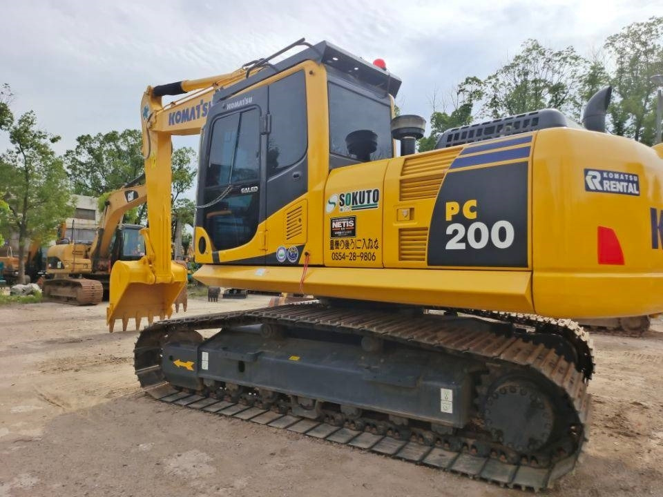 Komatsu PC 200-8 - Гусеничный экскаватор: фото 2 Komatsu PC 200-8 - Гусеничный экскаватор: фото 2