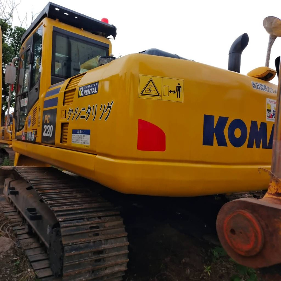 Komatsu PC 200-8 - Гусеничный экскаватор: фото 1 Komatsu PC 200-8 - Гусеничный экскаватор: фото 1