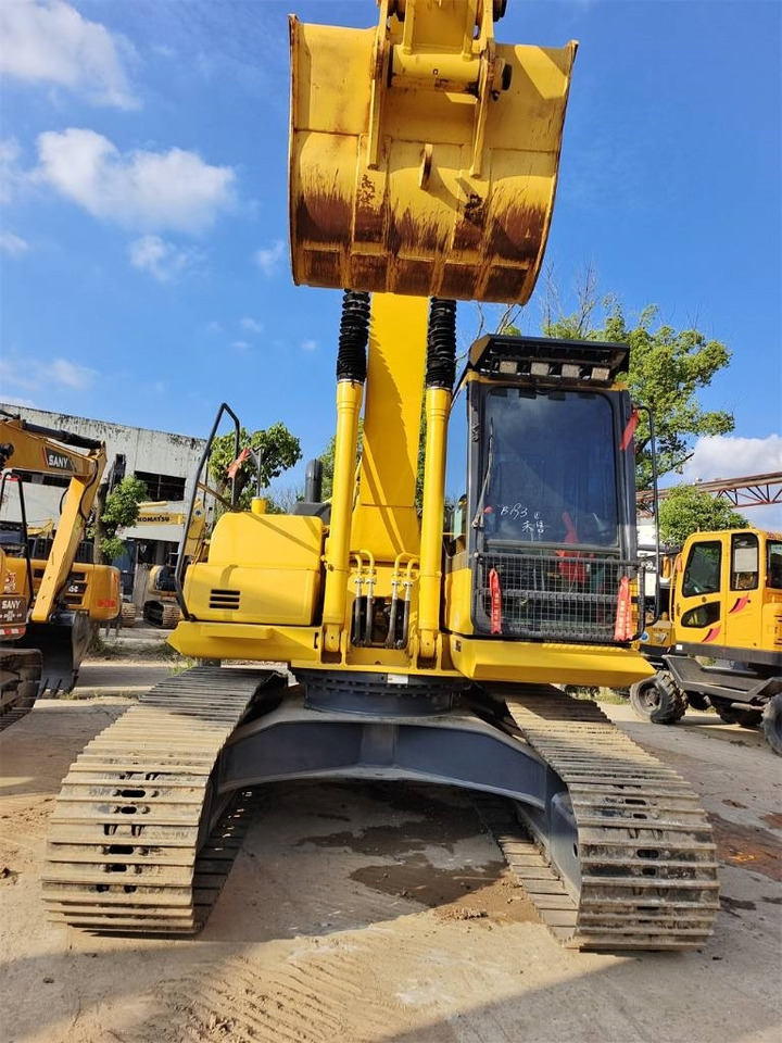 Komatsu PC 200 - Гусеничный экскаватор: фото 3 Komatsu PC 200 - Гусеничный экскаватор: фото 3