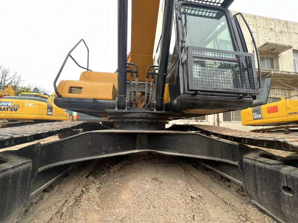 Гусеничный экскаватор Komatsu PC 70-8: фото 12