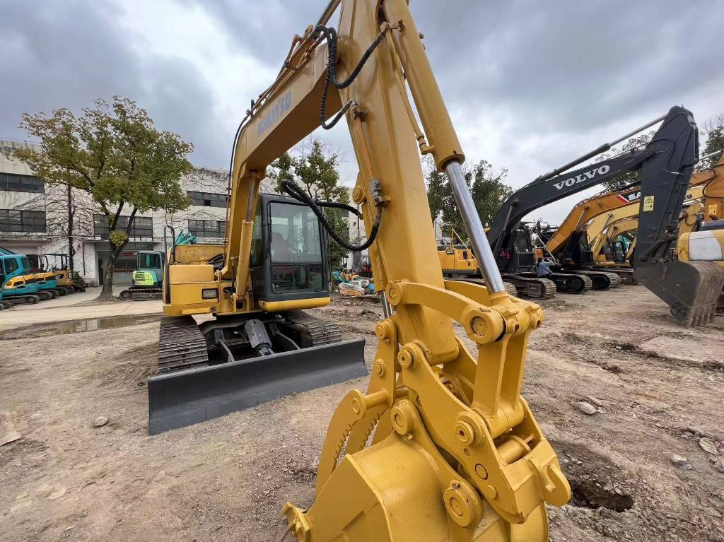 Гусеничный экскаватор Komatsu PC 70-8: фото 14