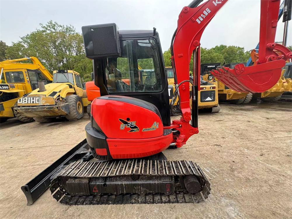 Kubota U 35-3 - Мини-экскаватор: фото 5 Kubota U 35-3 - Мини-экскаватор: фото 5