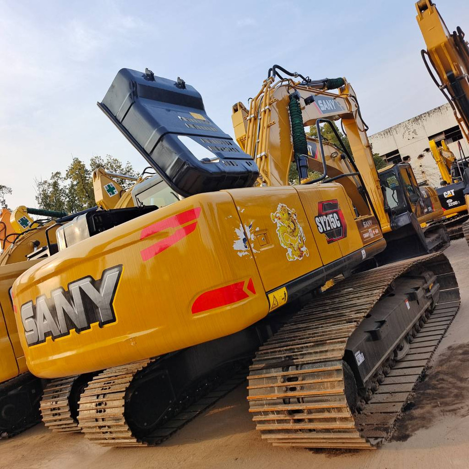 Sany SY 215 C - Гусеничный экскаватор: фото 4 Sany SY 215 C - Гусеничный экскаватор: фото 4