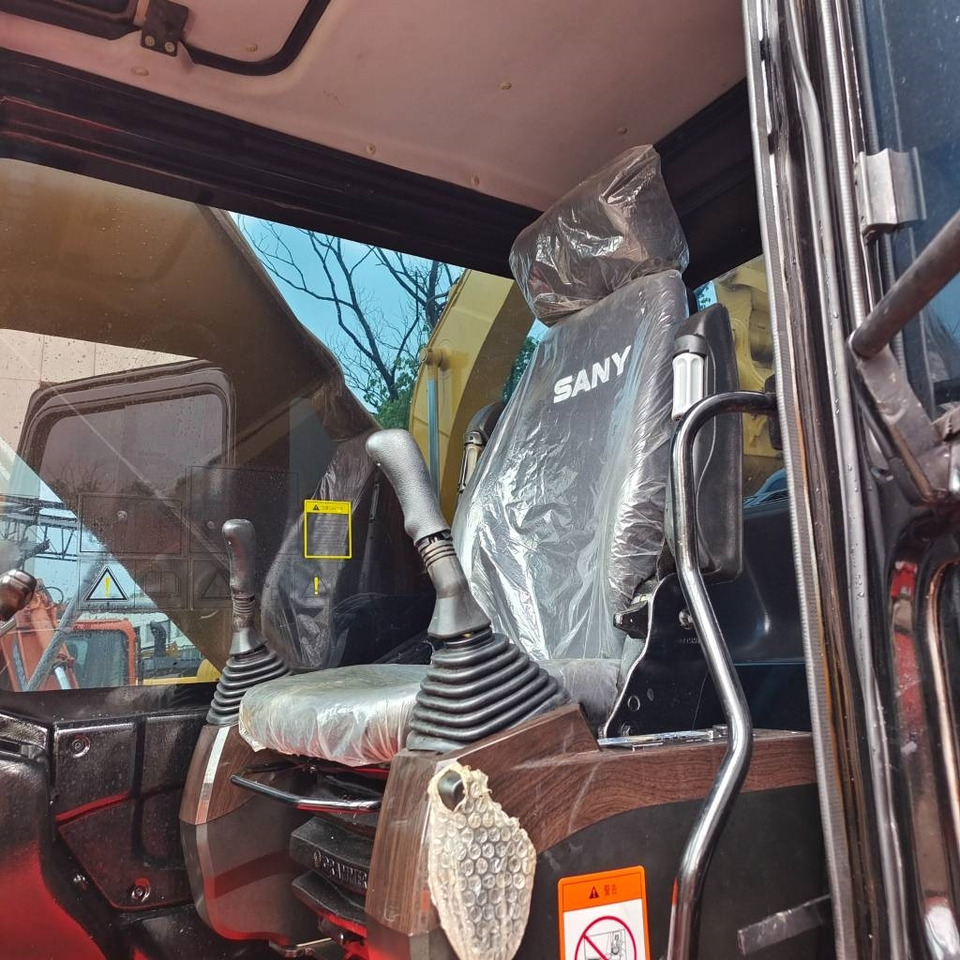 Гусеничный экскаватор Sany SY 235 H: фото 7 Гусеничный экскаватор Sany SY 235 H: фото 7