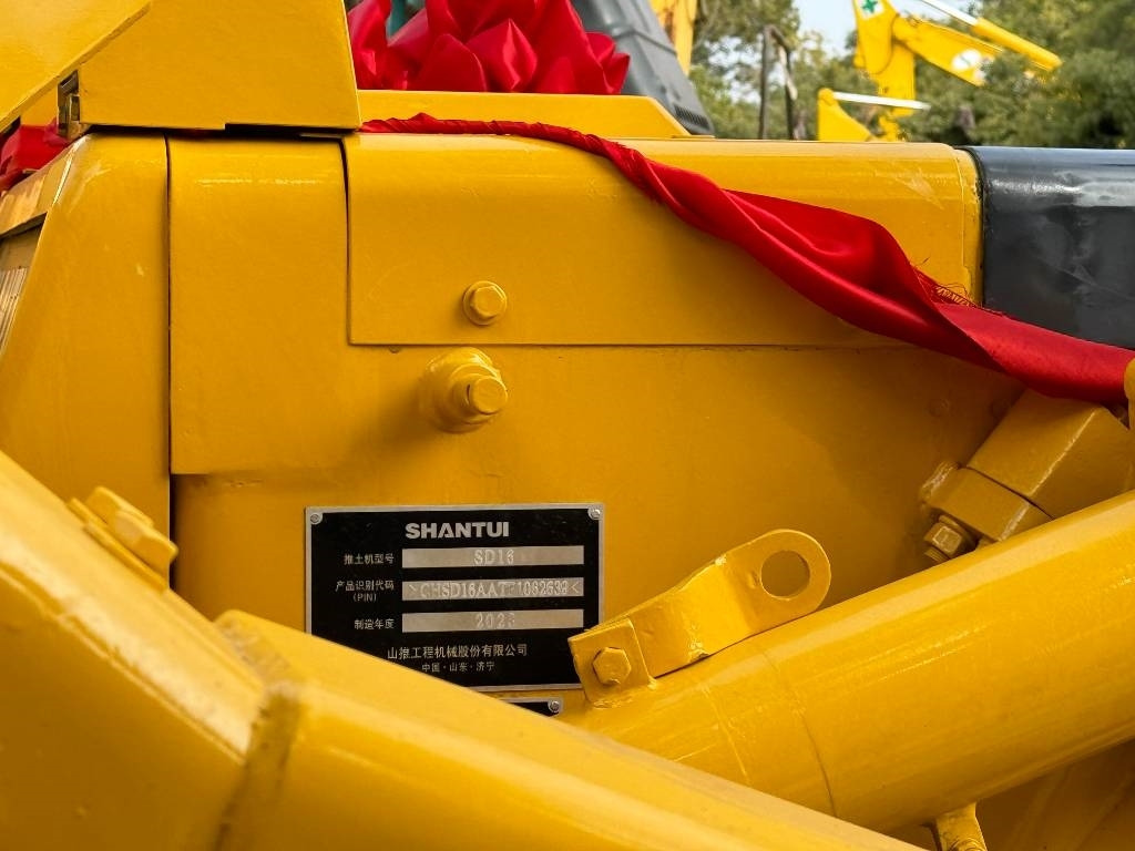 Shantui SD 16 - Бульдозер: фото 5 Shantui SD 16 - Бульдозер: фото 5