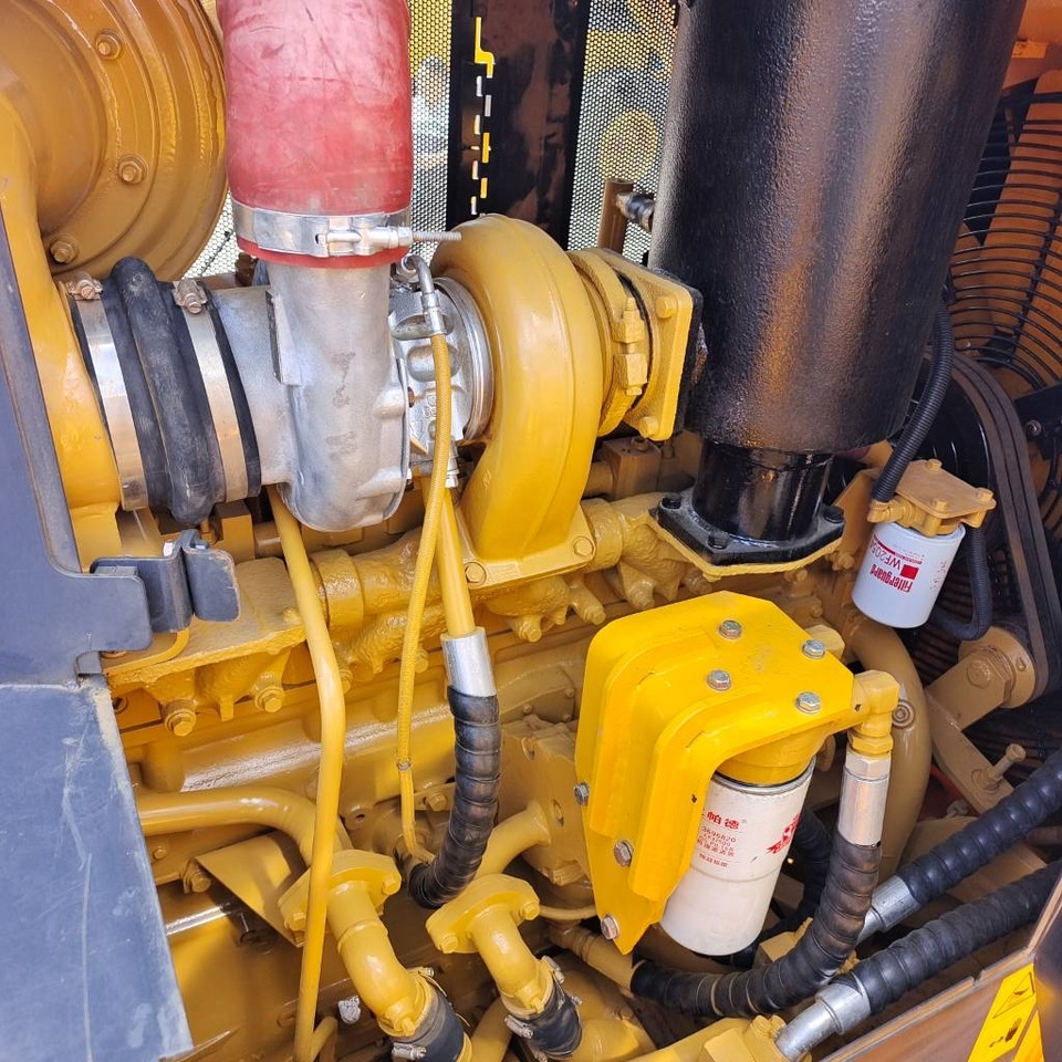 Shantui SD 32 - Гусеничный экскаватор: фото 5 Shantui SD 32 - Гусеничный экскаватор: фото 5