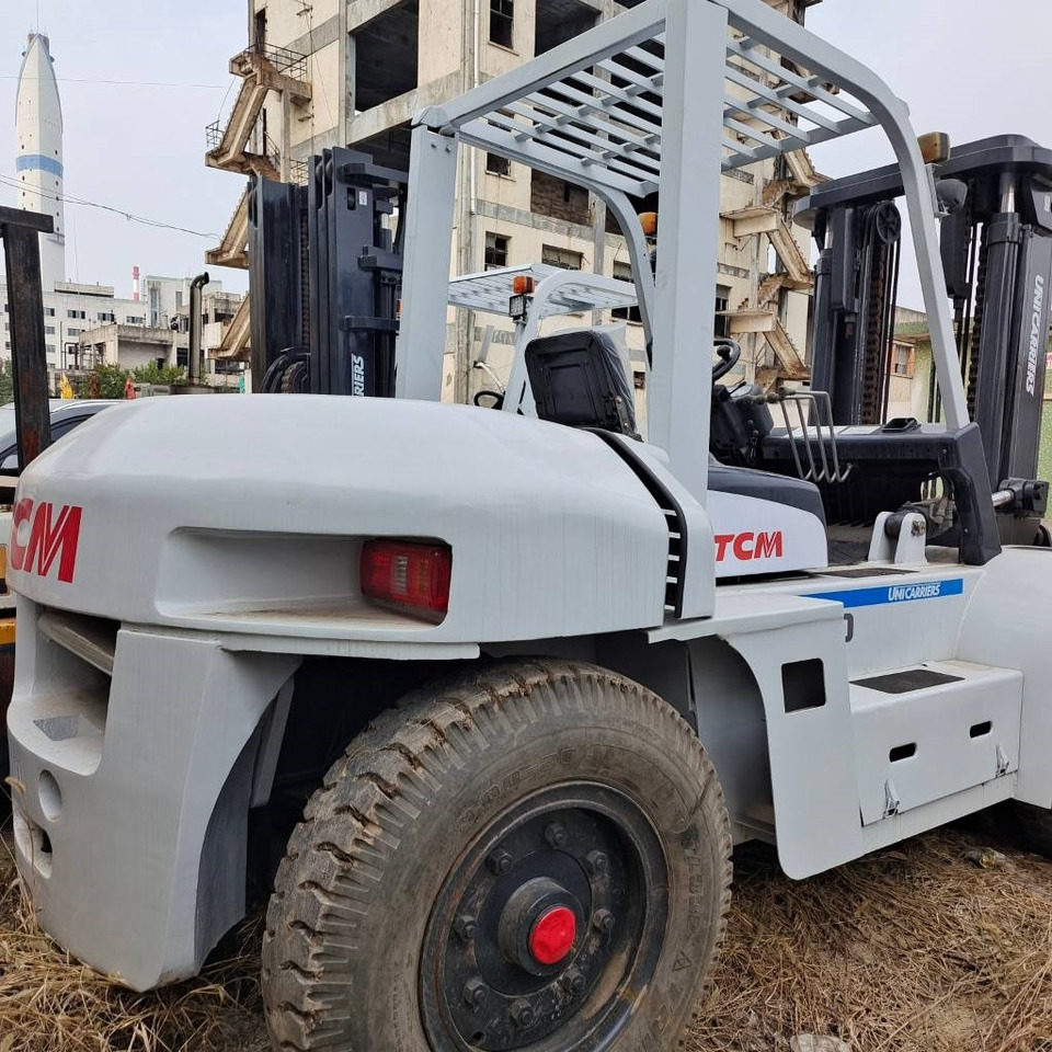 TCM FD 100 - Дизельный погрузчик: фото 5 TCM FD 100 - Дизельный погрузчик: фото 5