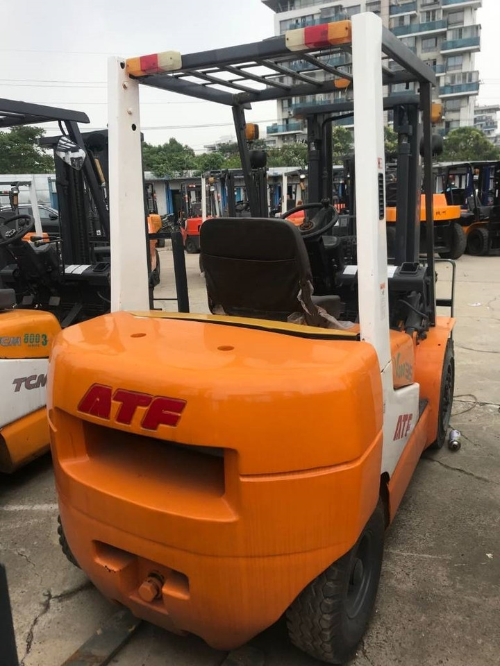 TCM FD 30 - Дизельный погрузчик: фото 4 TCM FD 30 - Дизельный погрузчик: фото 4