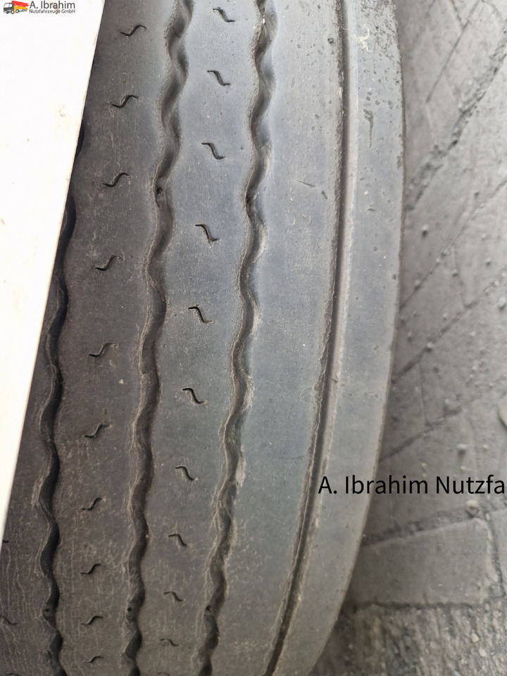 ANDERE Wellmeyer TK018 Durchlader Frigoblock Zustand sauber, Durchlader, Portaltüren - Прицеп-рефрижератор: фото 4 ANDERE Wellmeyer TK018 Durchlader Frigoblock Zustand sauber, Durchlader, Portaltüren - Прицеп-рефрижератор: фото 4