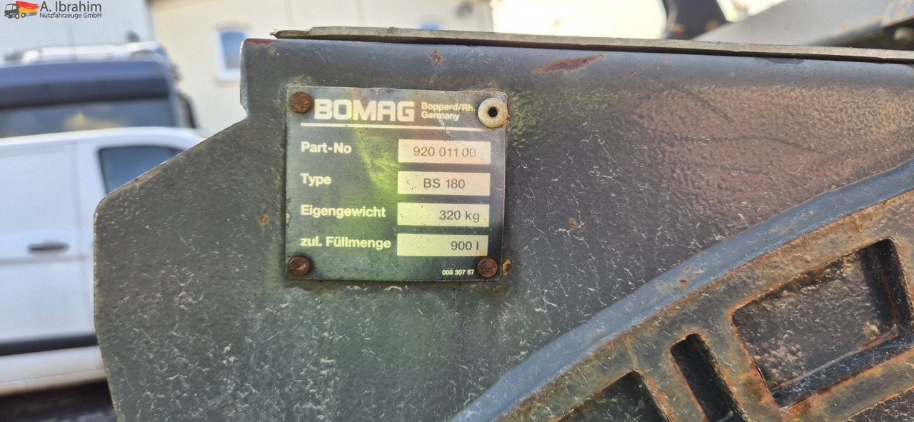 Bomag BW 174 AD2 | 12 t | Splitstreuer | Vibrator | Voll funktionsfähig - Каток: фото 3 Bomag BW 174 AD2 | 12 t | Splitstreuer | Vibrator | Voll funktionsfähig - Каток: фото 3