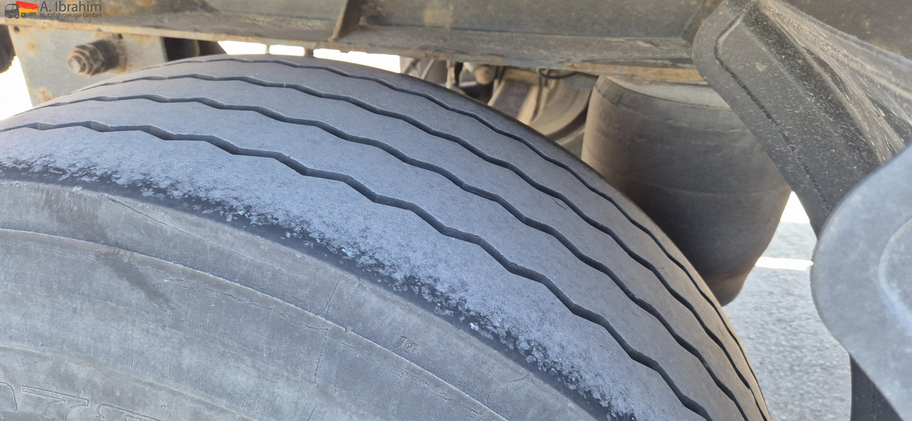 Krone AZP Schiebeplane, Edscha - Тентованный прицеп: фото 3 Krone AZP Schiebeplane, Edscha - Тентованный прицеп: фото 3