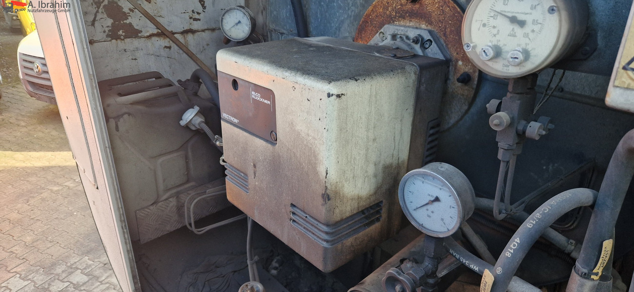 MAN TGA Asphaltspritze Schäfer 20 000 Liters - Грузовик-цистерна: фото 4 MAN TGA Asphaltspritze Schäfer 20 000 Liters - Грузовик-цистерна: фото 4