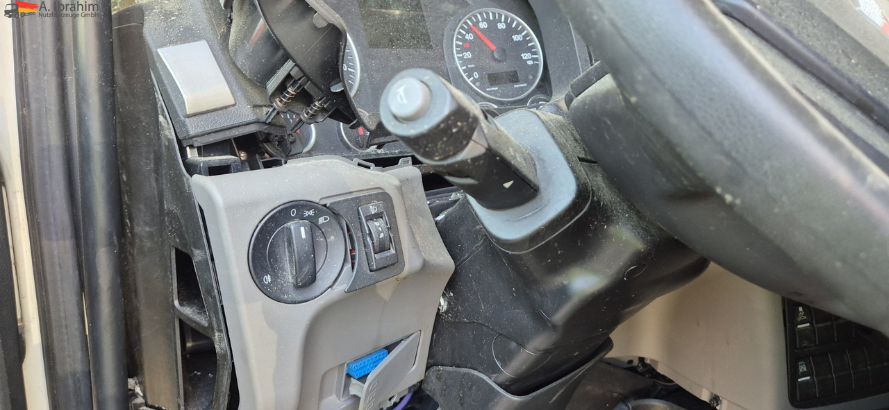 MAN TGL 8.160 4x2 Brotkoffer mit Kühlfach nicht fahrbereit ! nicht rollfähig - Фургон-рефрижератор: фото 2 MAN TGL 8.160 4x2 Brotkoffer mit Kühlfach nicht fahrbereit ! nicht rollfähig - Фургон-рефрижератор: фото 2