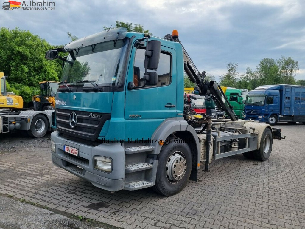 Mercedes-Benz 1824 DB 1824 Kipphydraulik, Kran MKG - Самосвал, Автоманипулятор: фото 1 Mercedes-Benz 1824 DB 1824 Kipphydraulik, Kran MKG - Самосвал, Автоманипулятор: фото 1