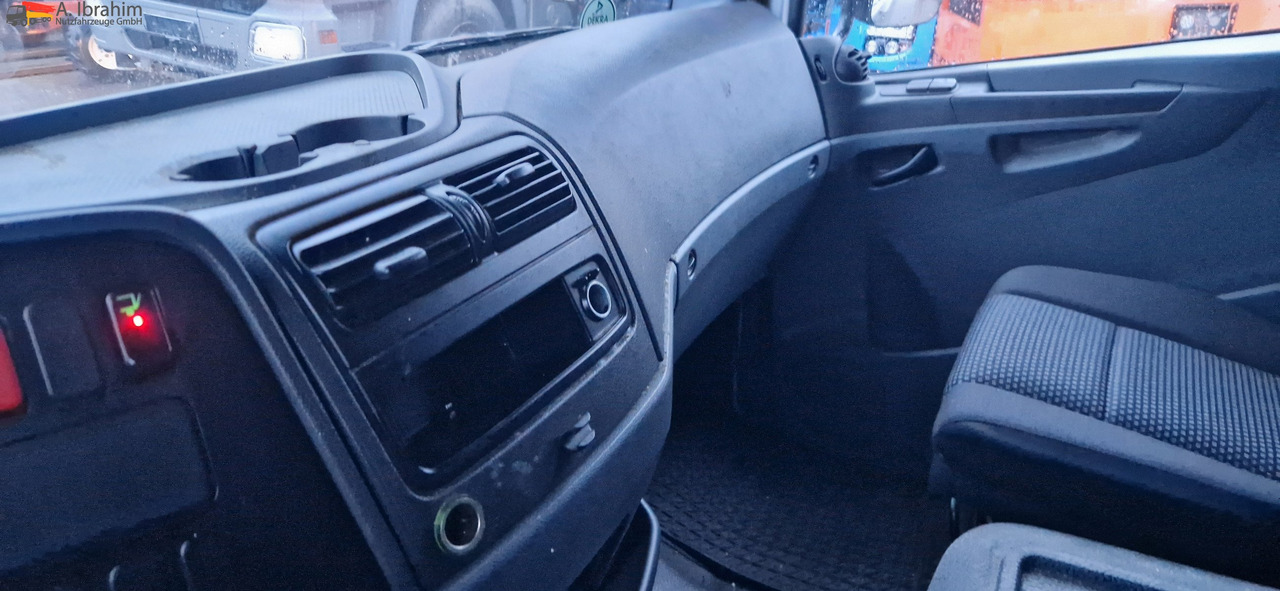 Mercedes-Benz 816 Koffer, LBW - Фургон с закрытым кузовом: фото 2 Mercedes-Benz 816 Koffer, LBW - Фургон с закрытым кузовом: фото 2