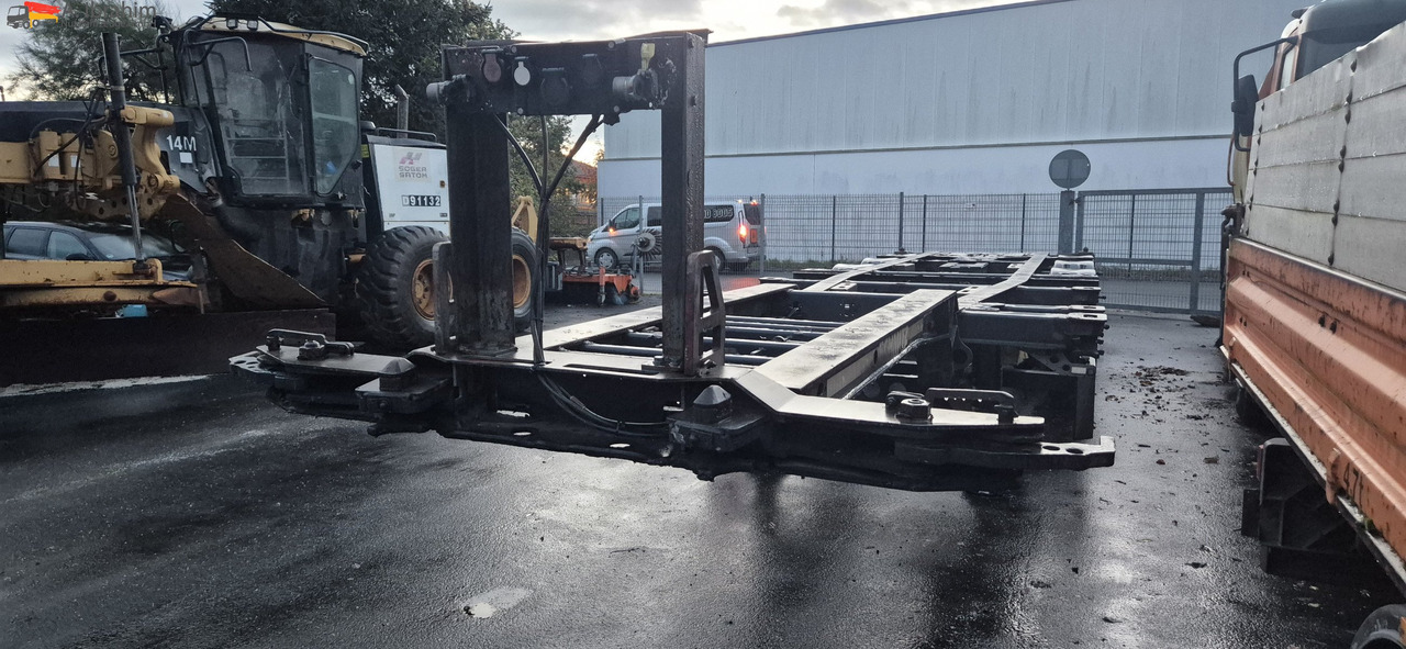 Schmitz SCF24 2x20,30,40,45 ft Multichassis, ausziehbar в лизинг Schmitz SCF24 2x20,30,40,45 ft Multichassis, ausziehbar: фото 9