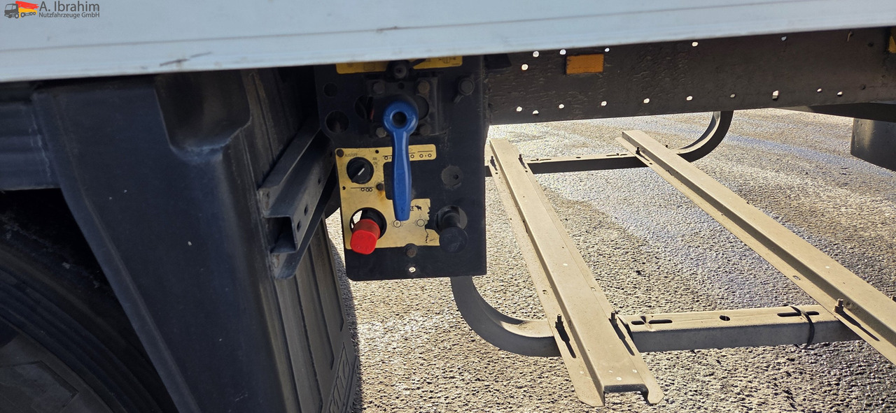 Schmitz SKO24 Carrier Maxima 1300 | -30°C | Lift-Achse | Scheibenbremse - Полуприцеп-рефрижератор: фото 5 Schmitz SKO24 Carrier Maxima 1300 | -30°C | Lift-Achse | Scheibenbremse - Полуприцеп-рефрижератор: фото 5
