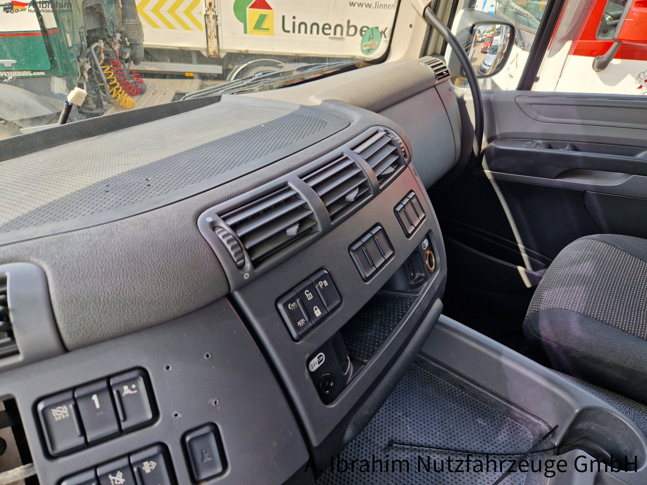 Daf CF 400 FT PTO für Kompressor Standklima, fehlerfrei - Тягач: фото 3 Daf CF 400 FT PTO für Kompressor Standklima, fehlerfrei - Тягач: фото 3