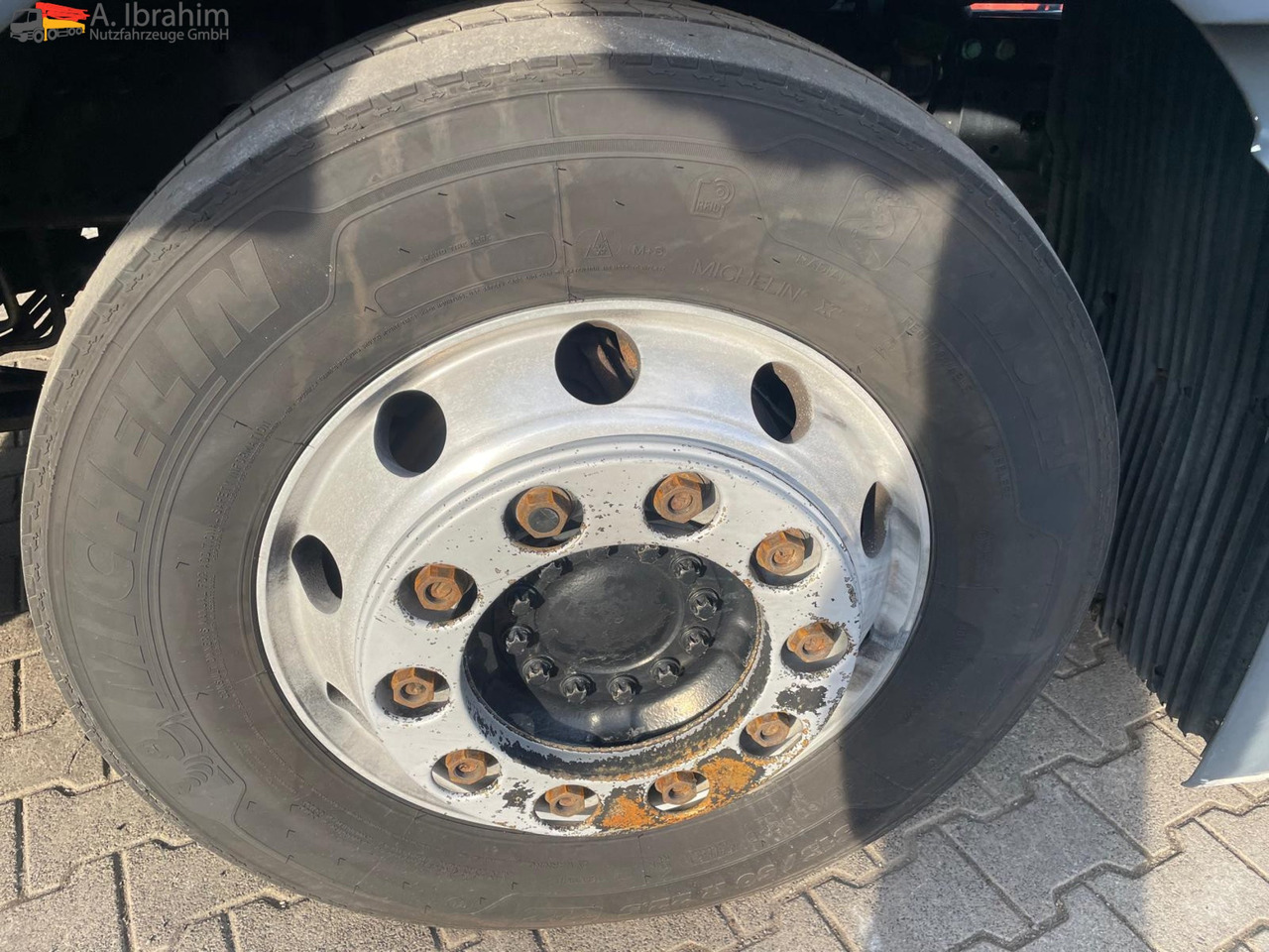 MAN TGX 18.440 Schubbodenhydraulik Klima | Tüv 04 2026 | Euro 6 | 4x2 - Тягач: фото 5 MAN TGX 18.440 Schubbodenhydraulik Klima | Tüv 04 2026 | Euro 6 | 4x2 - Тягач: фото 5