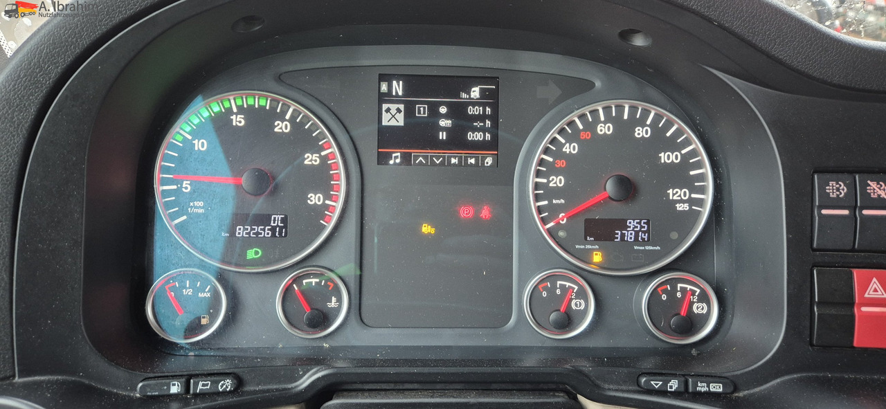 Тягач MAN TGX 18.460 Retarder, Klima, 1. Hand 04 2018: фото 14 Тягач MAN TGX 18.460 Retarder, Klima, 1. Hand 04 2018: фото 14