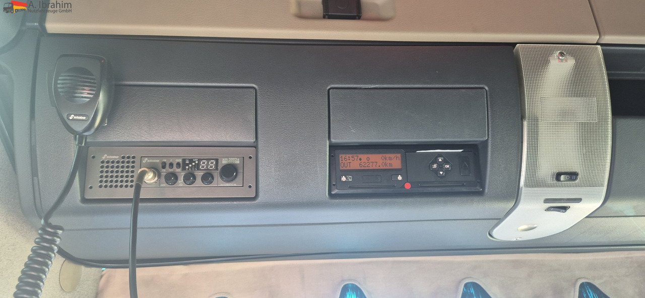 MAN TGX 18.460 Retarder, Klima, 1. Hand ATM - Тягач: фото 3 MAN TGX 18.460 Retarder, Klima, 1. Hand ATM - Тягач: фото 3