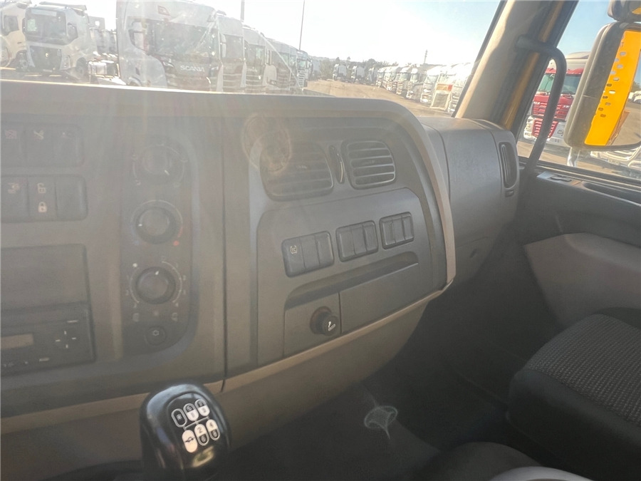 Грузовик бортовой/ Платформа DAF LF 310: фото 20