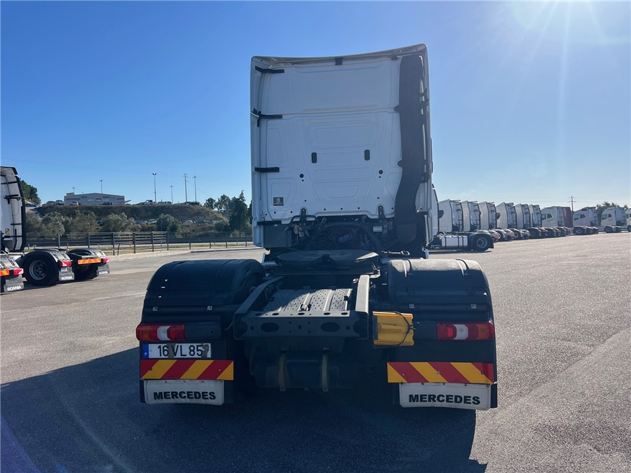 MERCEDES-BENZ 1863 AMG / RETARDER - Тягач: фото 5 MERCEDES-BENZ 1863 AMG / RETARDER - Тягач: фото 5