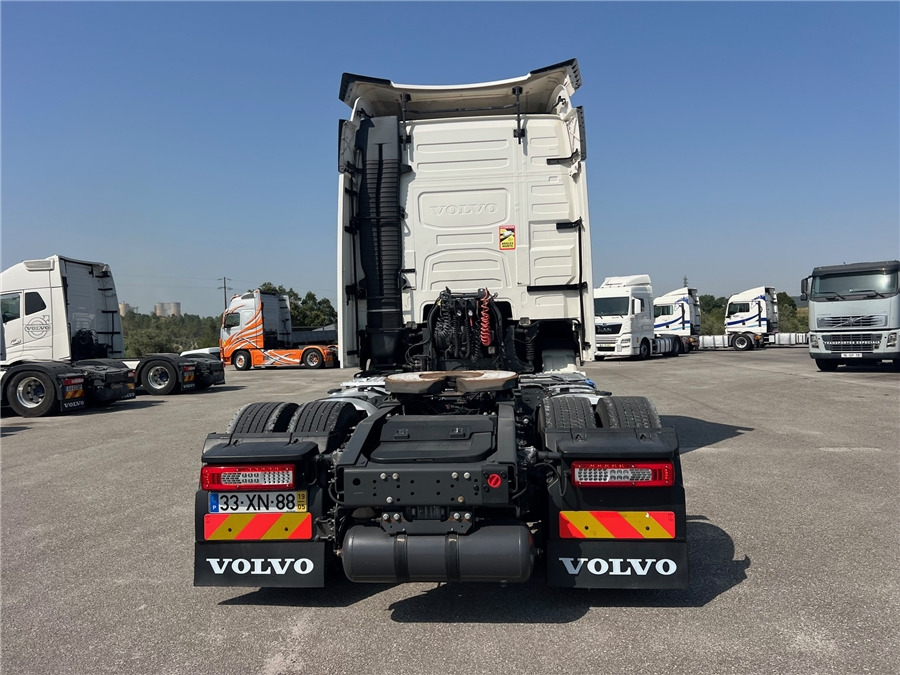 Volvo FH 460 RETARDER/AIRPARKOLL - Тягач: фото 5 Volvo FH 460 RETARDER/AIRPARKOLL - Тягач: фото 5