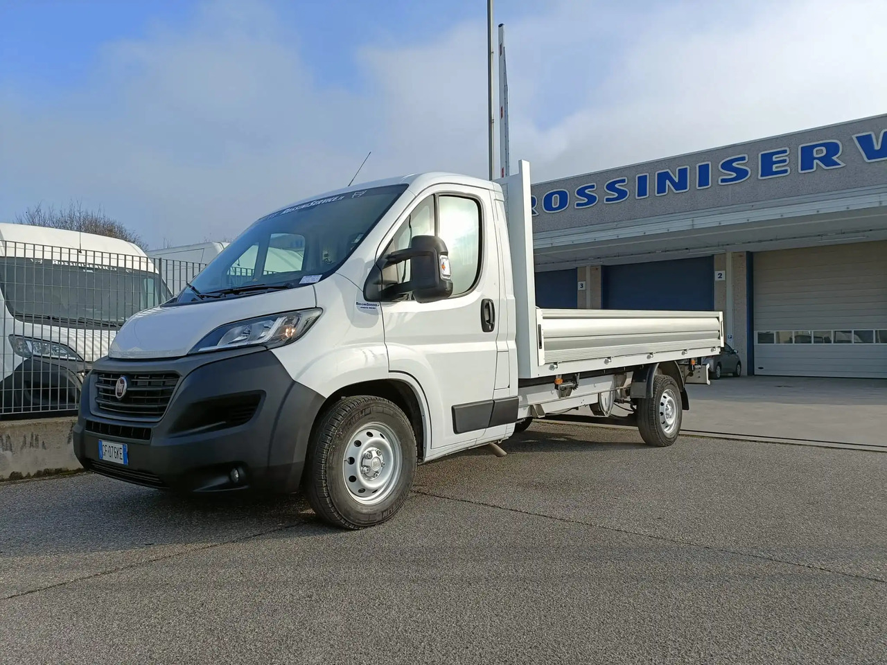 FIAT DUCATO 35 L2H1 - Малотоннажный бортовой грузовик: фото 3 FIAT DUCATO 35 L2H1 - Малотоннажный бортовой грузовик: фото 3