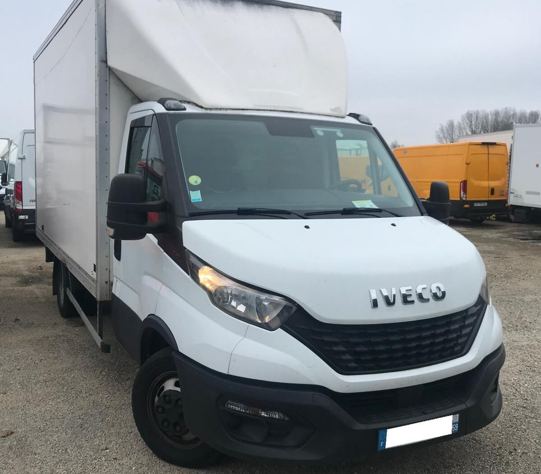 IVECO DAILY 35C16 3.0L - Фургон с закрытым кузовом: фото 1 IVECO DAILY 35C16 3.0L - Фургон с закрытым кузовом: фото 1