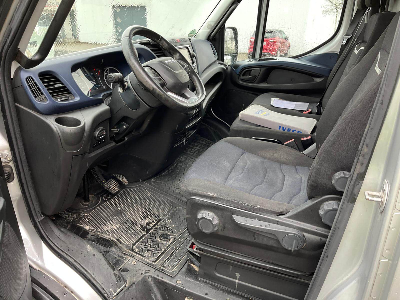 IVECO DAILY 35C18P FURGONE STANDARD - Цельнометаллический фургон: фото 4 IVECO DAILY 35C18P FURGONE STANDARD - Цельнометаллический фургон: фото 4