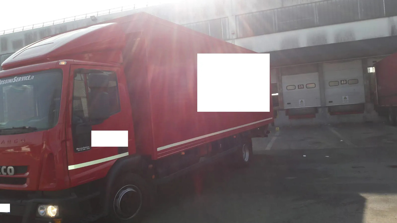 IVECO EUROCARGO 120E18 - Грузовик с закрытым кузовом: фото 3 IVECO EUROCARGO 120E18 - Грузовик с закрытым кузовом: фото 3
