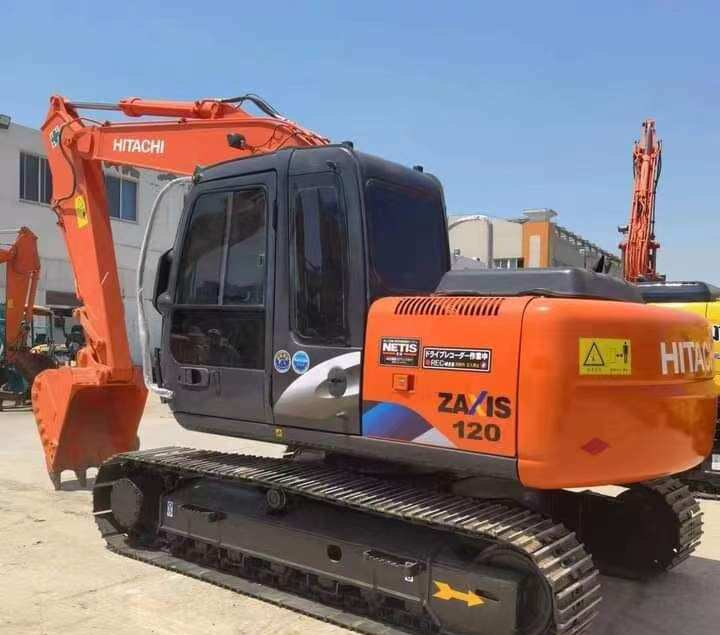 Hitachi ZX120 - Гусеничный экскаватор: фото 3 Hitachi ZX120 - Гусеничный экскаватор: фото 3