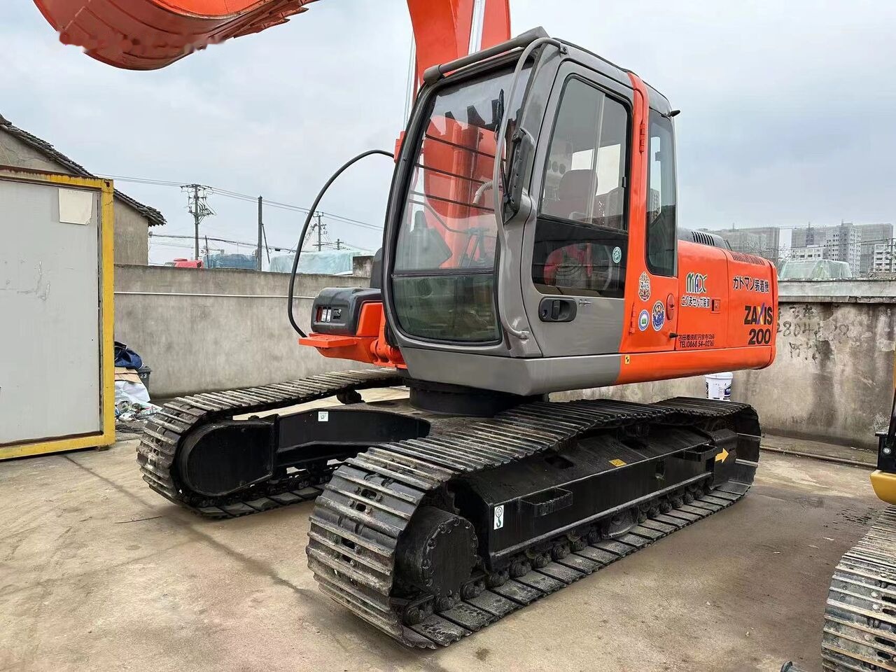 Hitachi ZX200 - Гусеничный экскаватор: фото 4 Hitachi ZX200 - Гусеничный экскаватор: фото 4