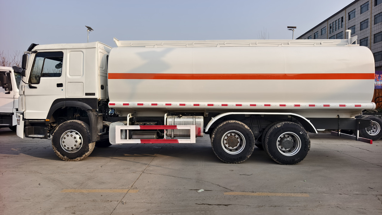 Howo 371 - Грузовик-цистерна: фото 5 Howo 371 - Грузовик-цистерна: фото 5