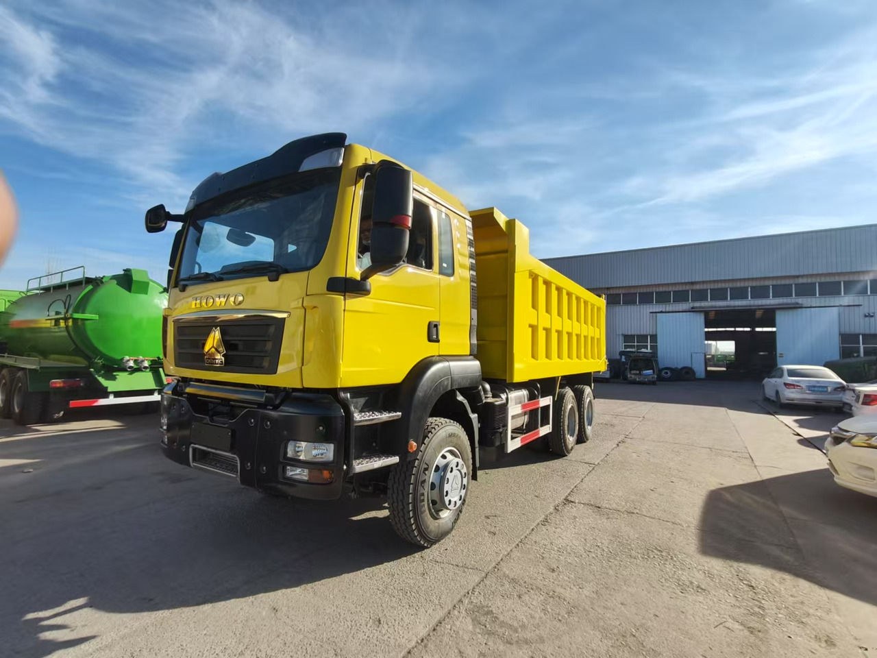 Howo HOWO TX 6X4 Dump Truck - Самосвал: фото 1 Howo HOWO TX 6X4 Dump Truck - Самосвал: фото 1