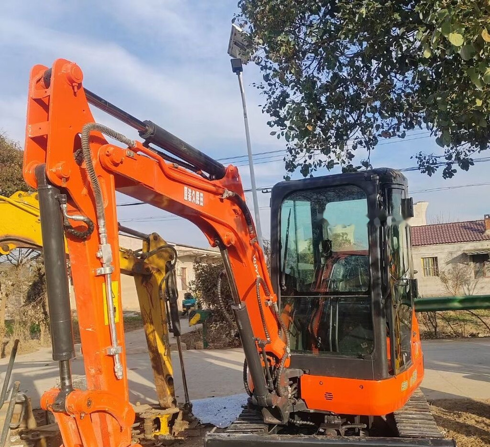 Kubota U30 - Мини-экскаватор: фото 3 Kubota U30 - Мини-экскаватор: фото 3