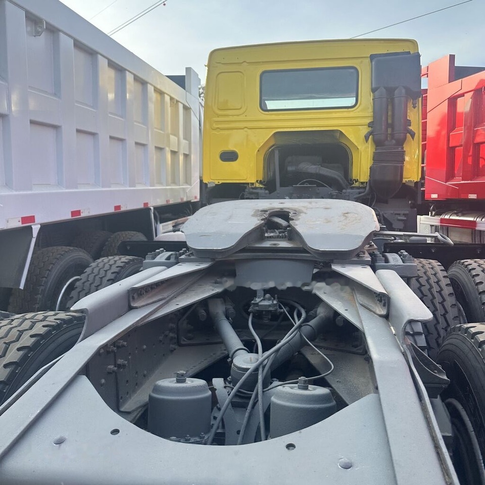 Howo 371 - Тягач: фото 5 Howo 371 - Тягач: фото 5