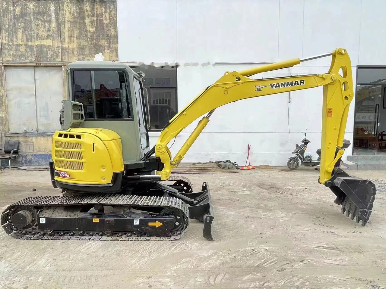 YANMAR VIO55 - Мини-экскаватор: фото 2 YANMAR VIO55 - Мини-экскаватор: фото 2